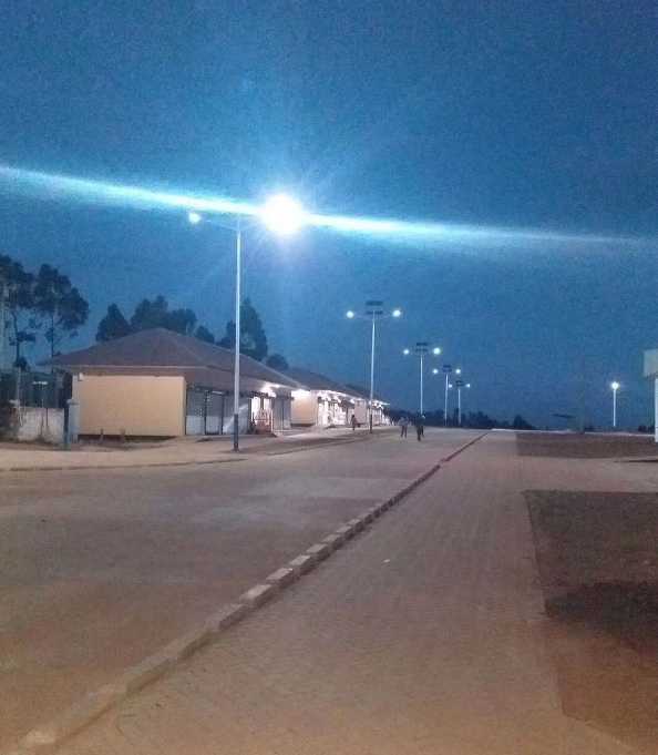 大足区非洲科特迪瓦太阳能路灯工程